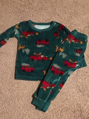 Carter's Green Holiday Truck Pajama Set with Red Truck Print
